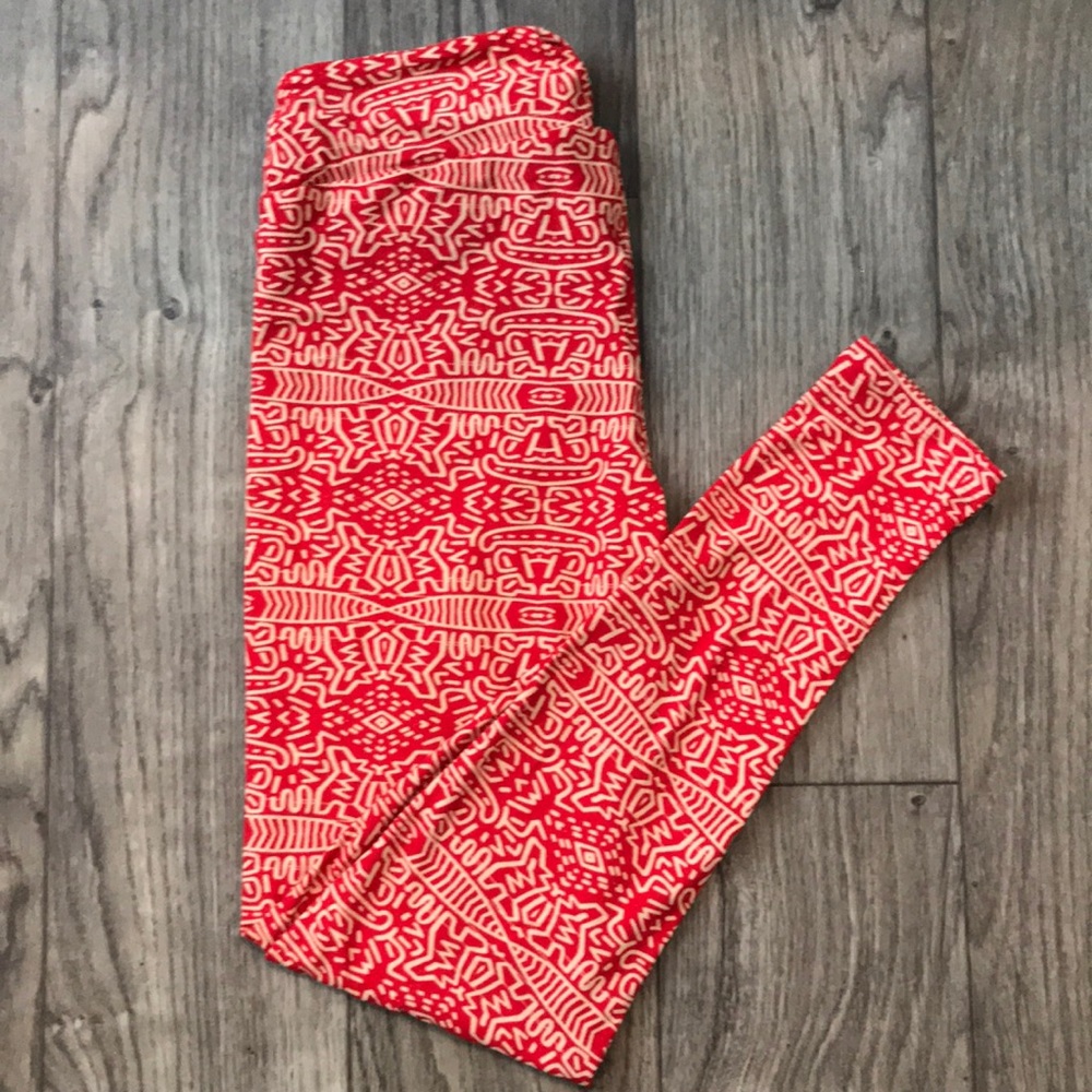 LuLaRoe Tall & Curvy Red Print Leggings, 12-24